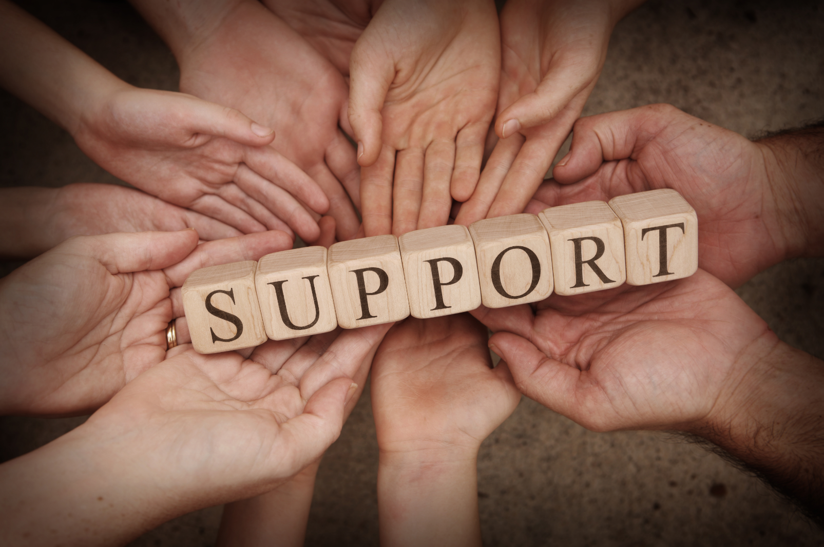 Japan provides cash handouts to low-income households under an emergency relief package