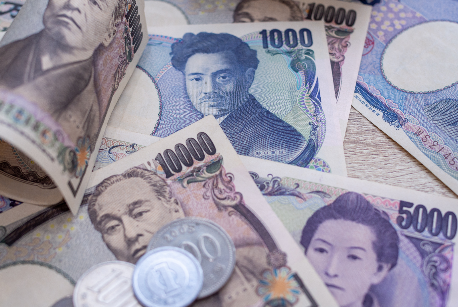 Japan braces itself against the COVID-19 pandemic with the largest ever budget for 2022