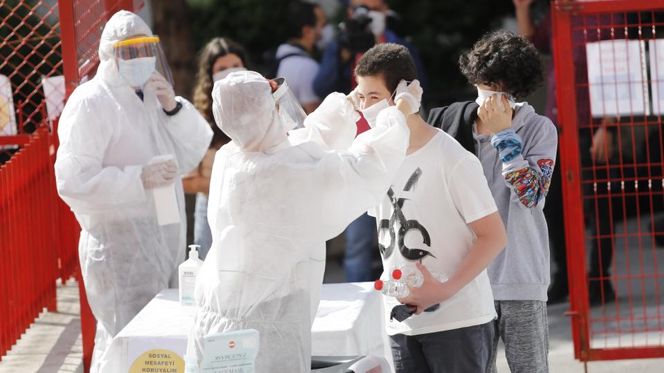 Turkey provides COVID 19 treatment and medicine free of charge